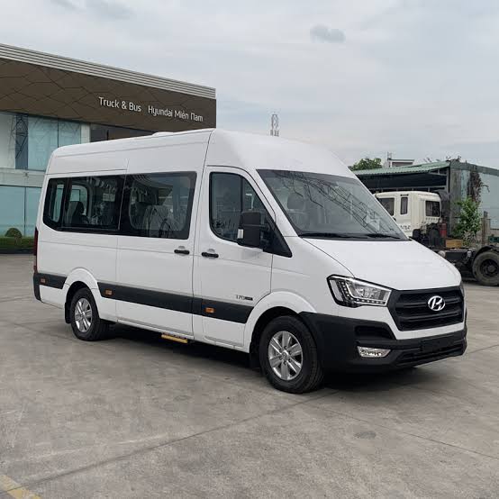 Xe 16 chỗ phục vụ thuê nguyên xe có tài xế tại TP.HCM và Cần Thơ